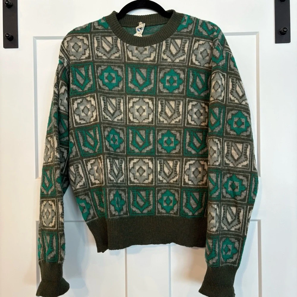 Vintage Pilgrim Geometric Crewneck Sweater Virgin Wool Mens Large - Picture 1 of 4